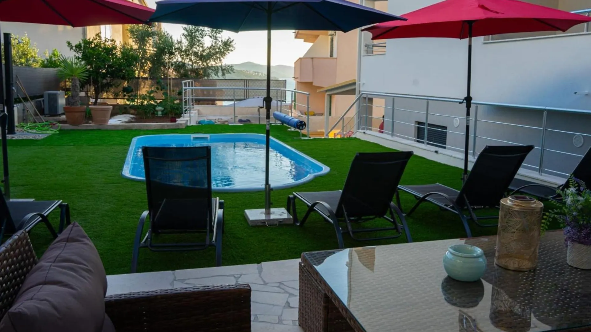 Apartments Neli Trogir