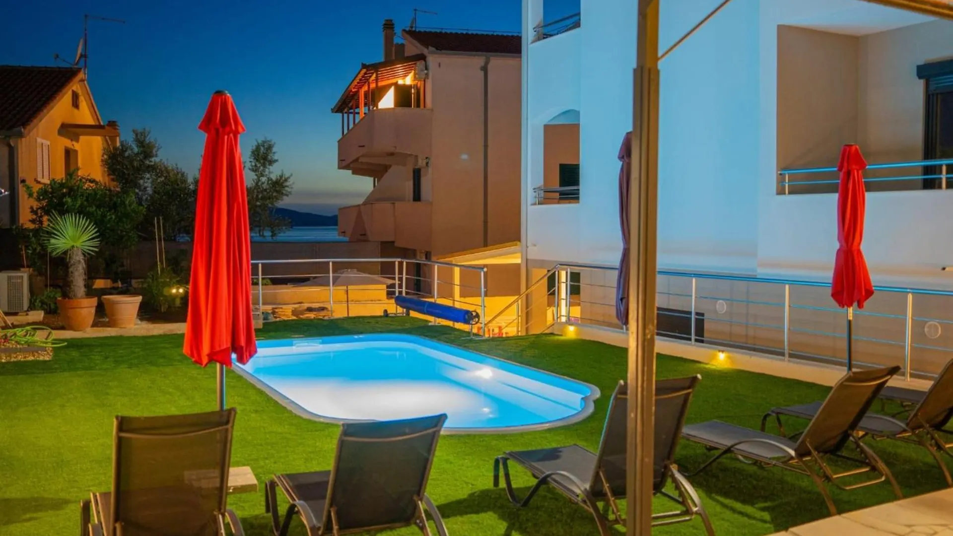 Apartments Neli Trogir