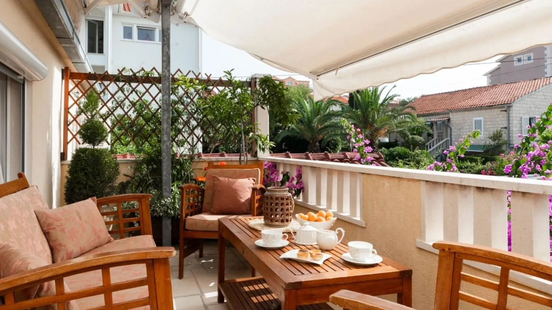 Apartments Neli Trogir