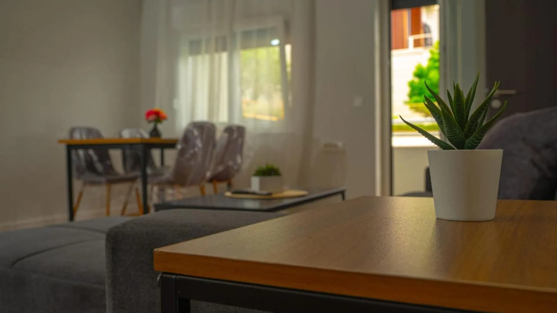 Apartments Neli Trogir