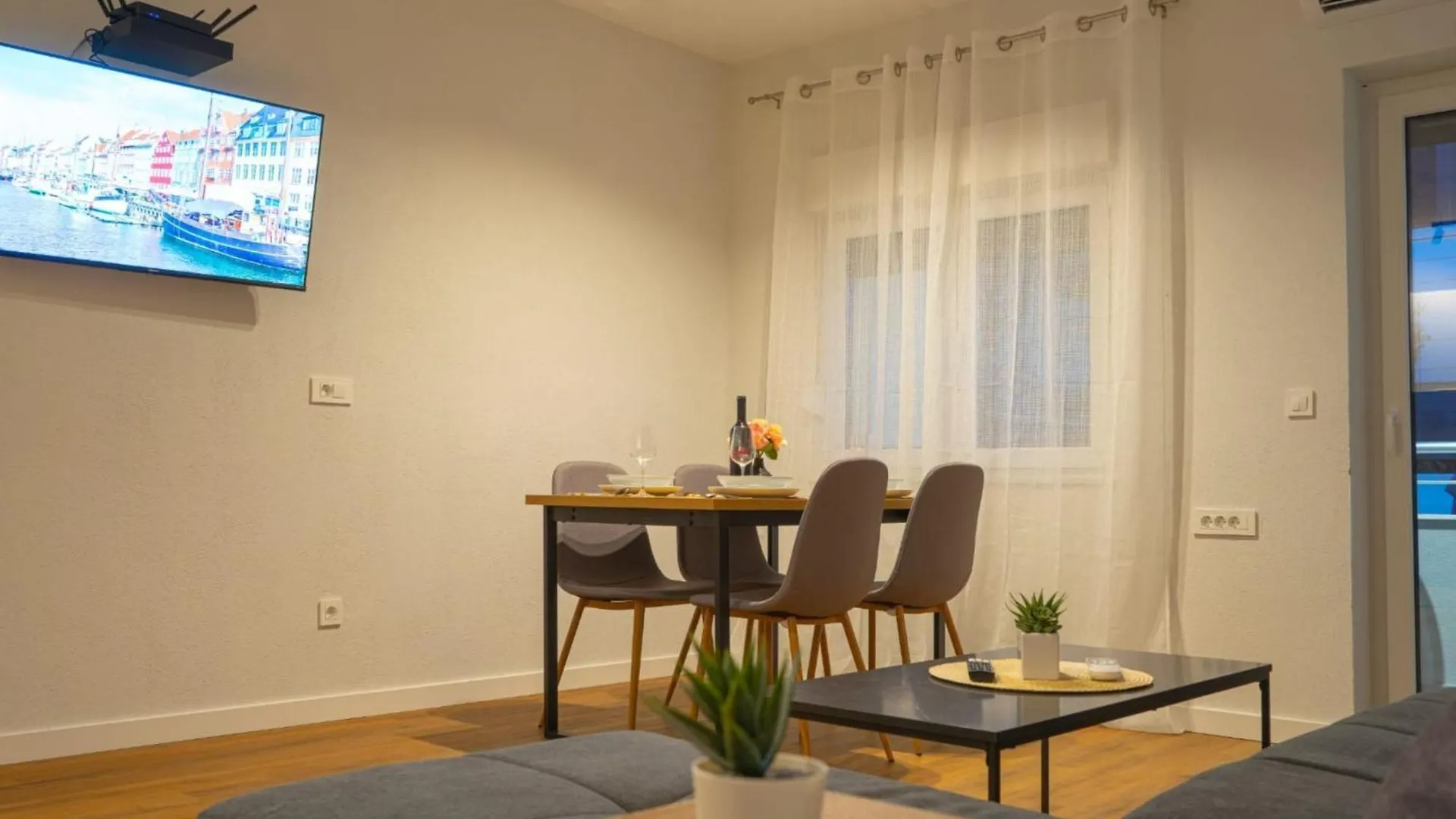 Apartments Neli Trogir